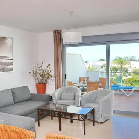 Puerta Del Sol Apartment *