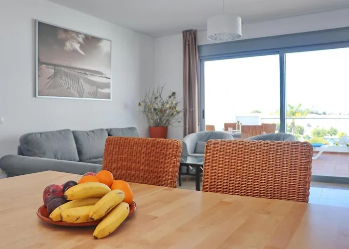 Puerta Del Sol Apartment