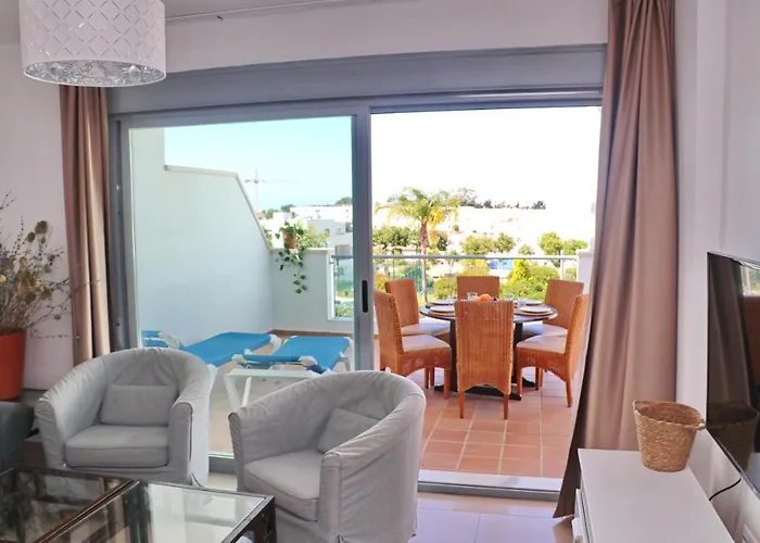 Puerta Del Sol Apartment *