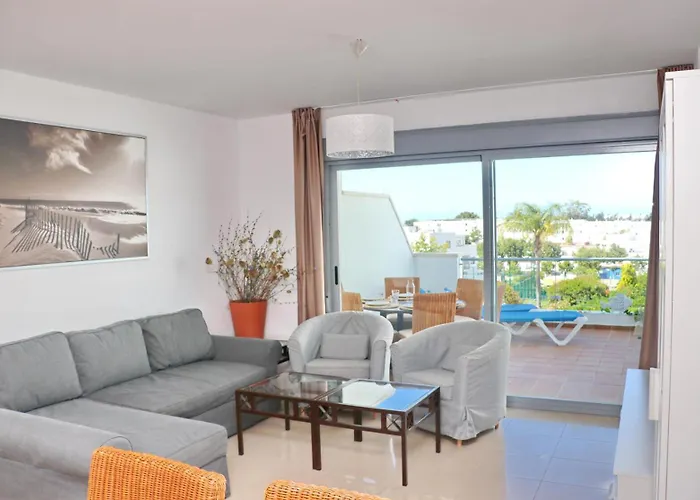 Puerta Del Sol Apartment *