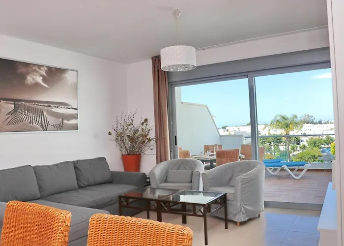 Puerta Del Sol 科尼尔-德拉弗龙特拉